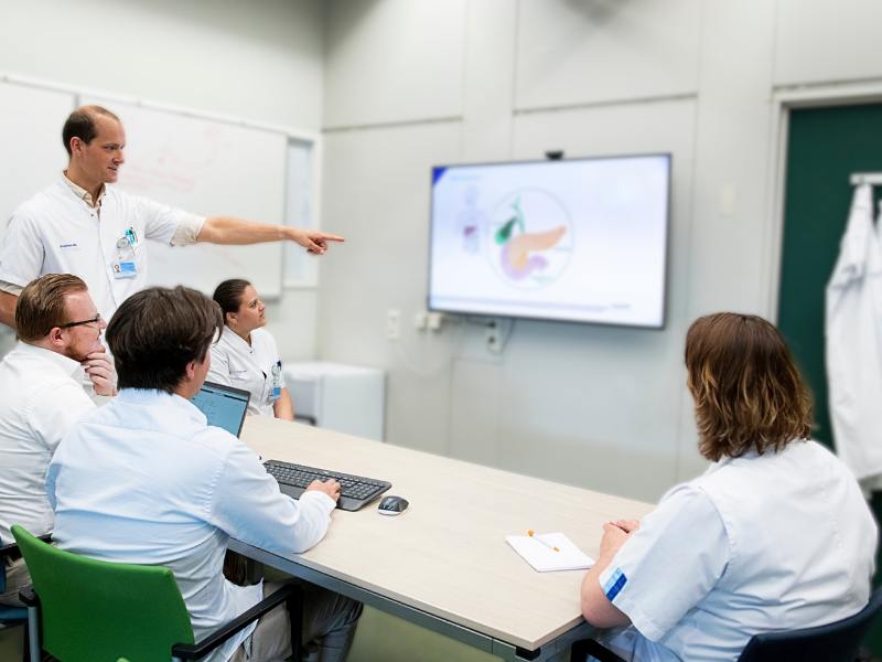 Samenwerking Stichting Overleven met Alvleesklierkanker en Deltaplan Alvleesklierkanker om impact te maken voor alvleesklierkankeronderzoek